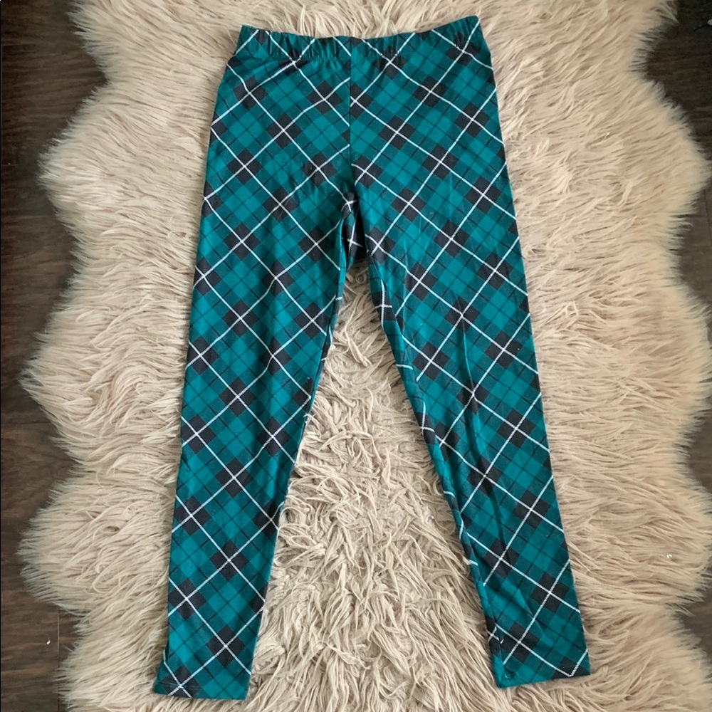 No Boundaries Girl’s Green Plaid Leggings - *NEVER WORN*